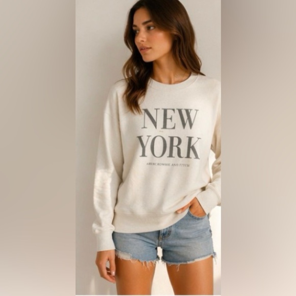 Abercrombie & Fitch Cream Crewneck with Gray "NEW YORK" Graphic